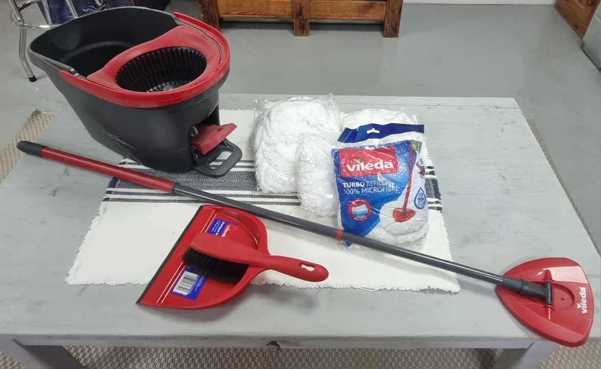 VILEDA MOP/BUCKET SET + BONUS (FREE)