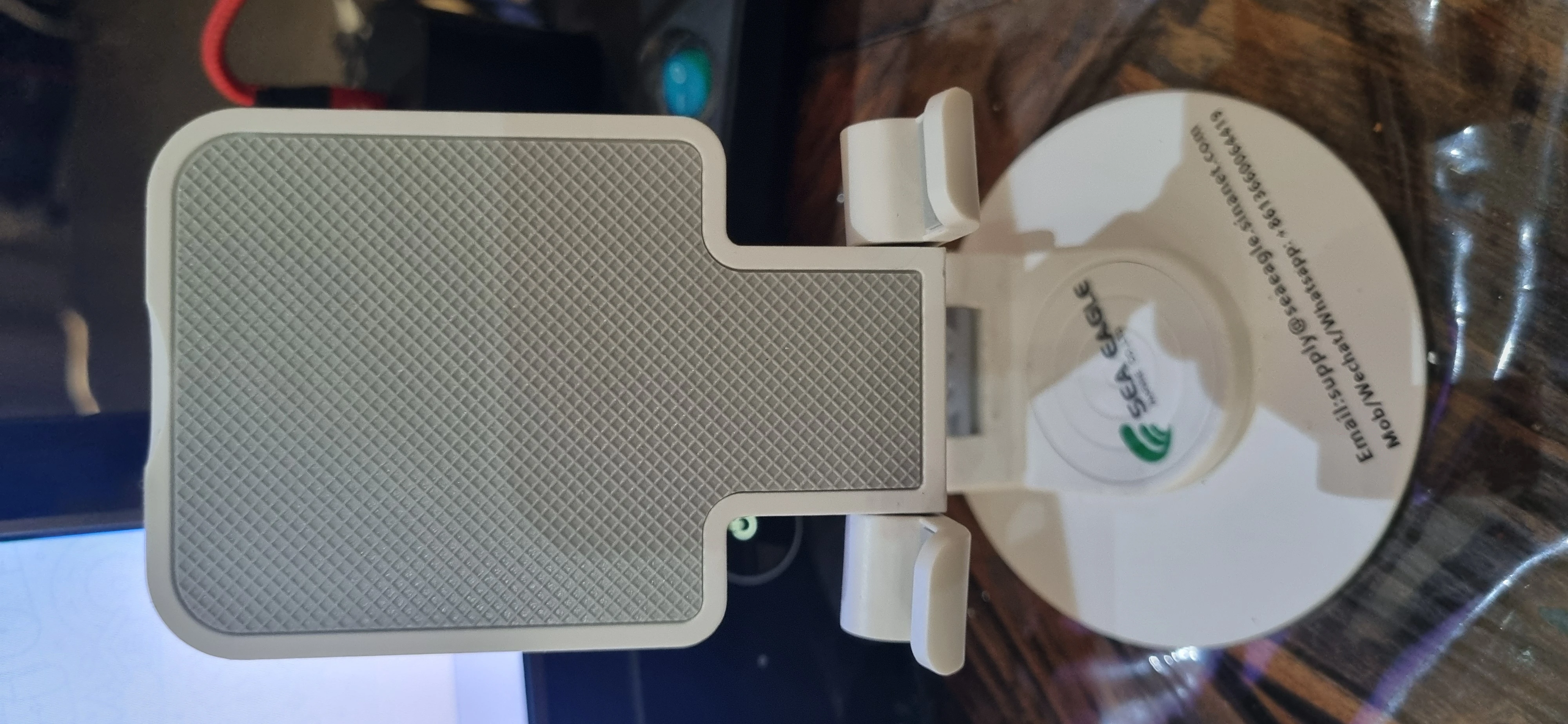 Mobile Mini stand