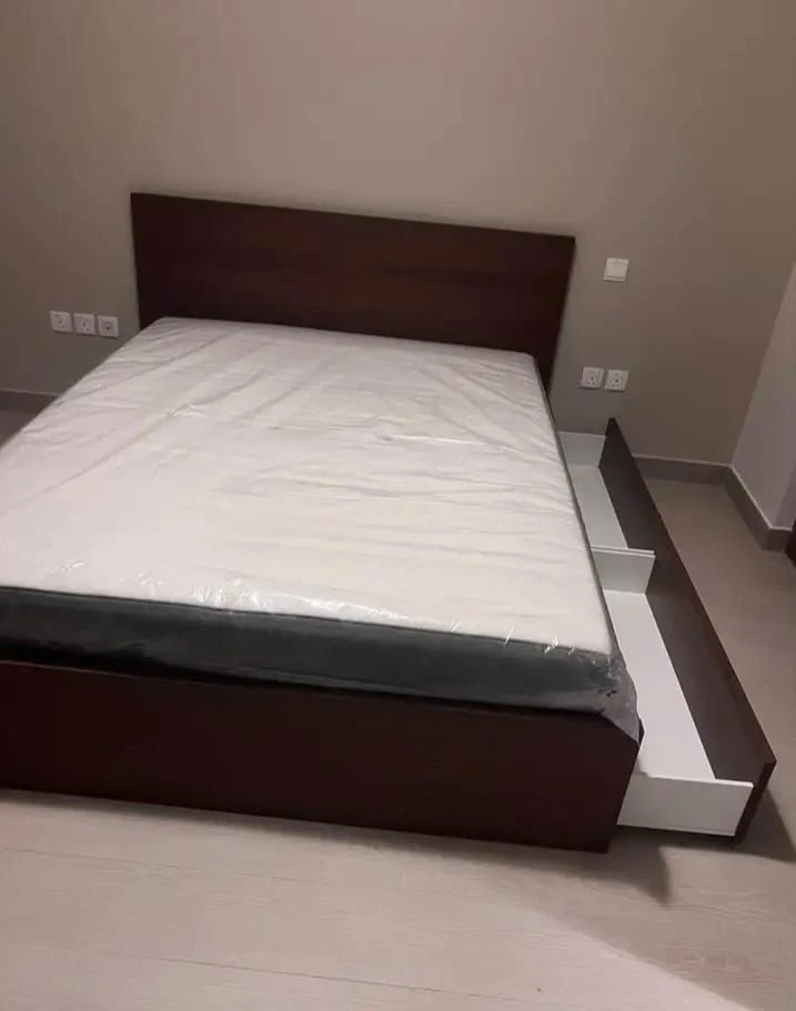 ikea malm king bed with ikea firm mattress   having 2 storage units under the bed size of bedframe is 180*200 used for max 2 months excellent condition no scratch