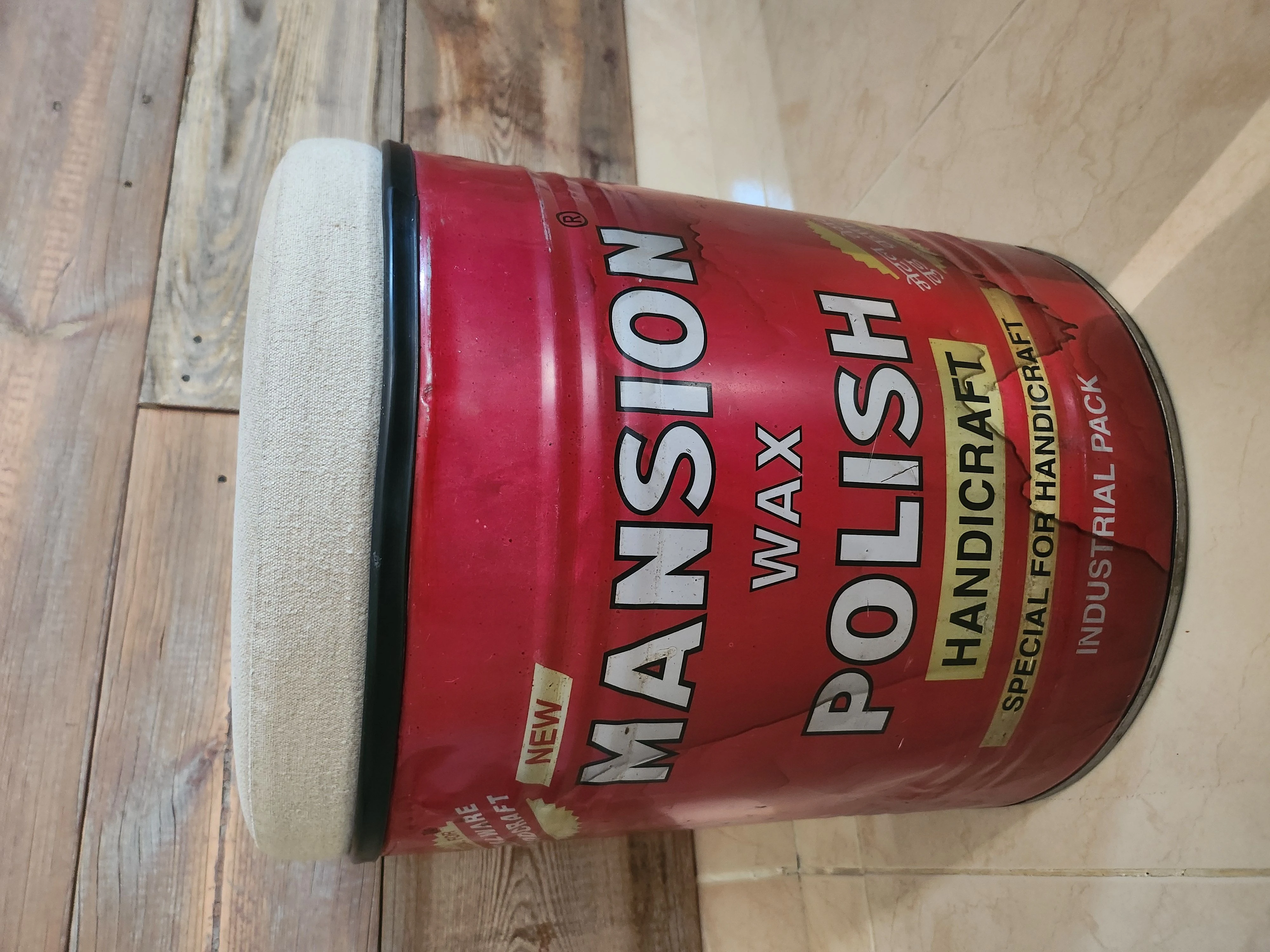 2 pieces: Mansion wax polish FOOT STOOL