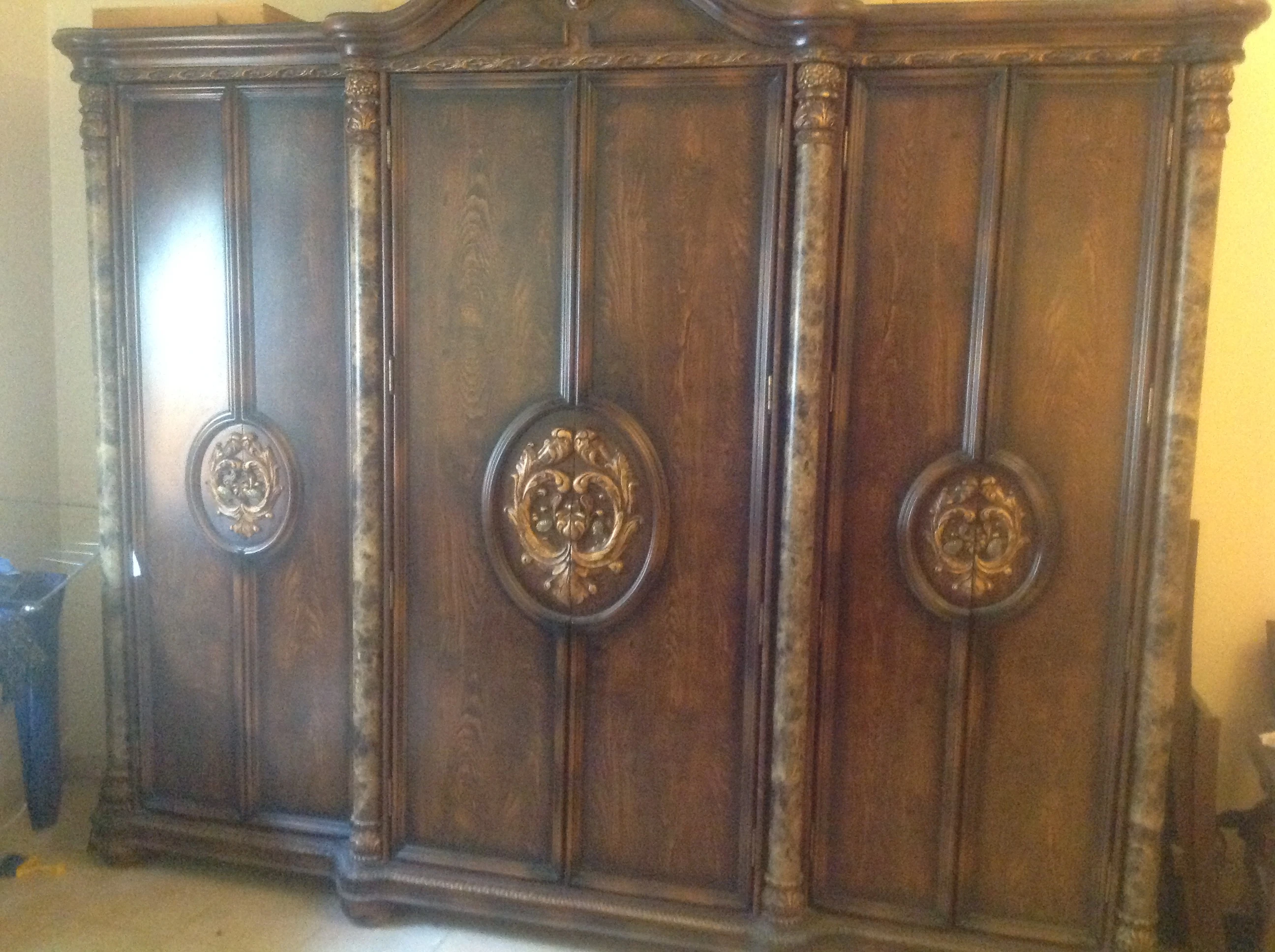 Bedroom Suite For Sale
