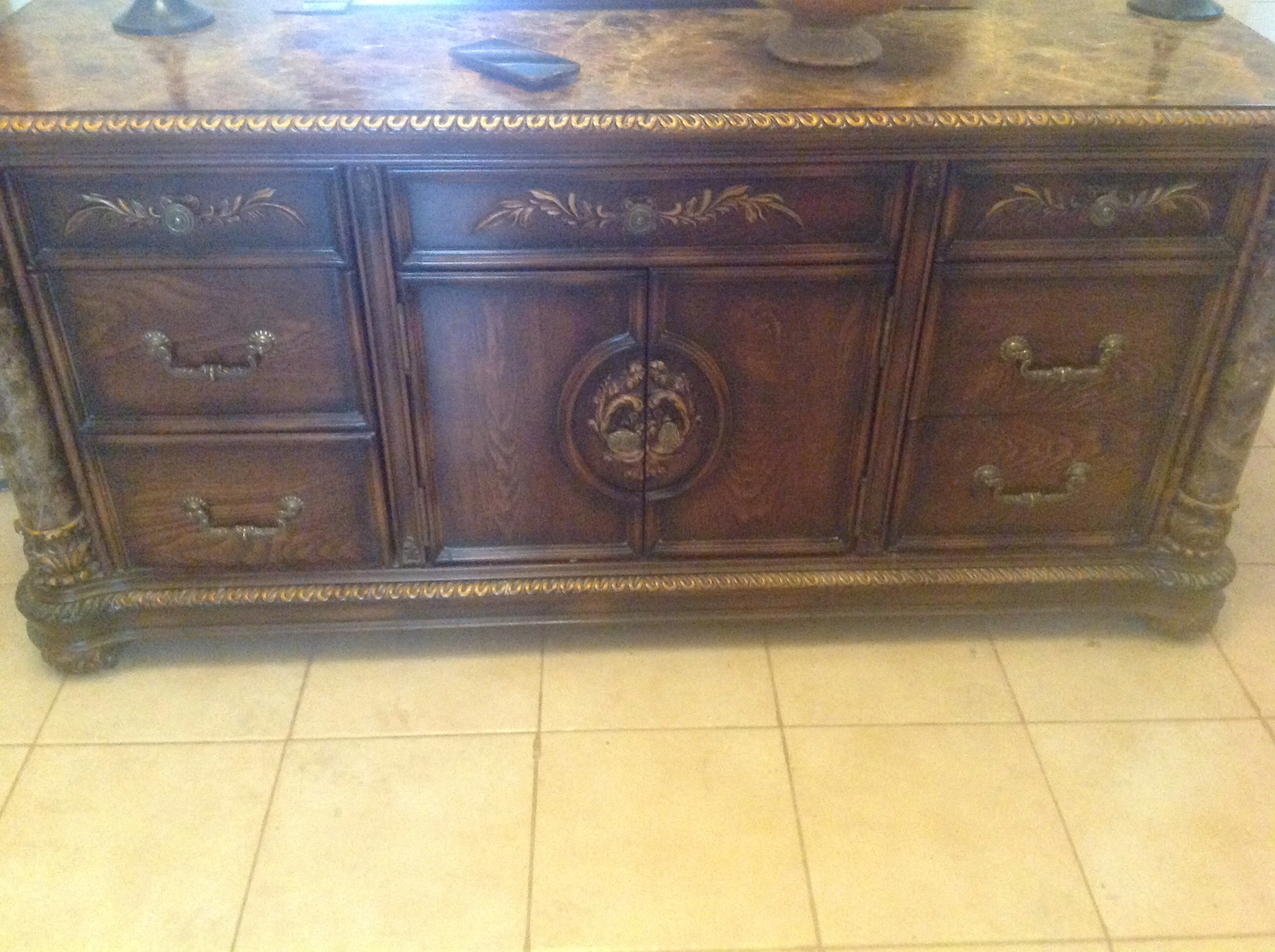 Bedroom Suite For Sale
